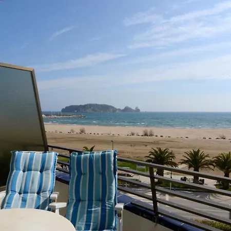 Apartment Catalonia 4-8 *