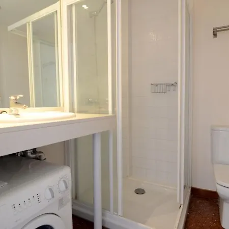 Catalonia 4-8 Apartment *
